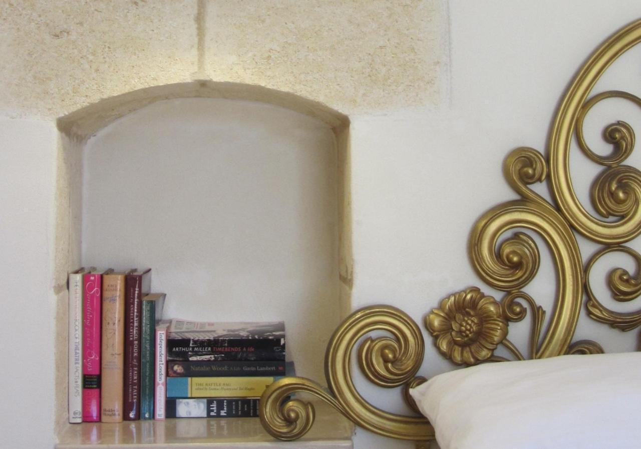 Casa Della Scrittrice Bed & Breakfast Ostuni Ngoại thất bức ảnh