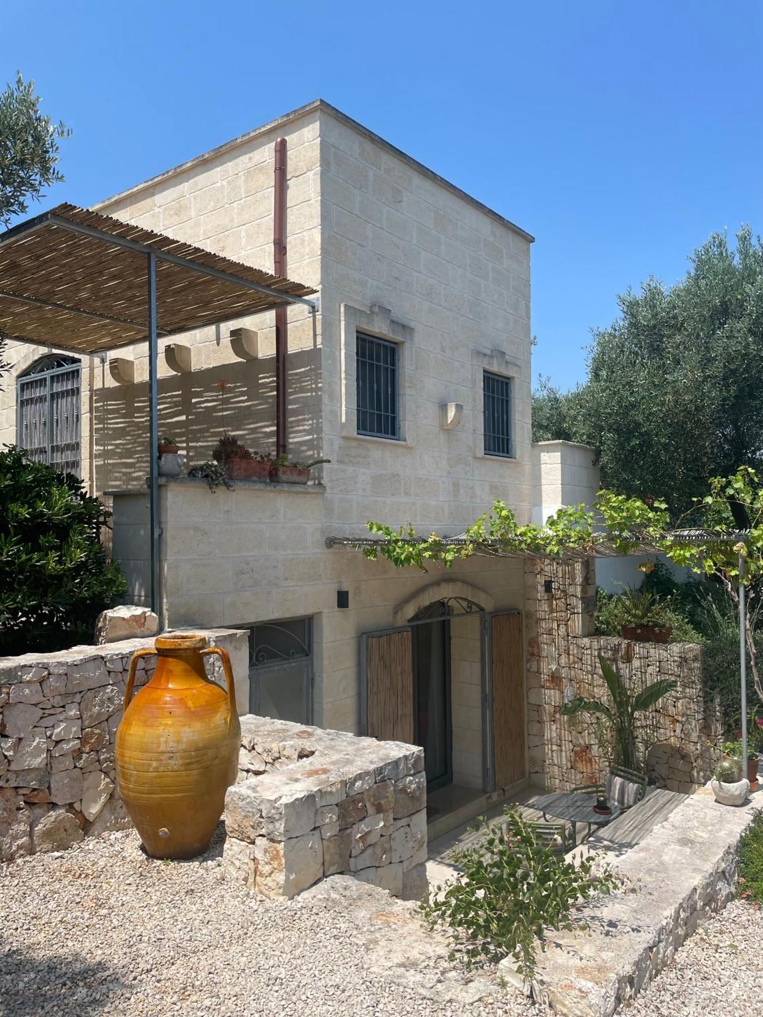 Casa Della Scrittrice Bed & Breakfast Ostuni Ngoại thất bức ảnh
